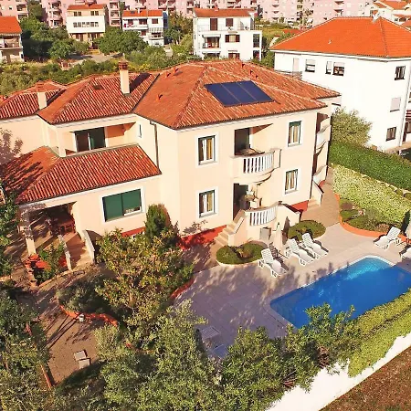Apartment Skroce-2